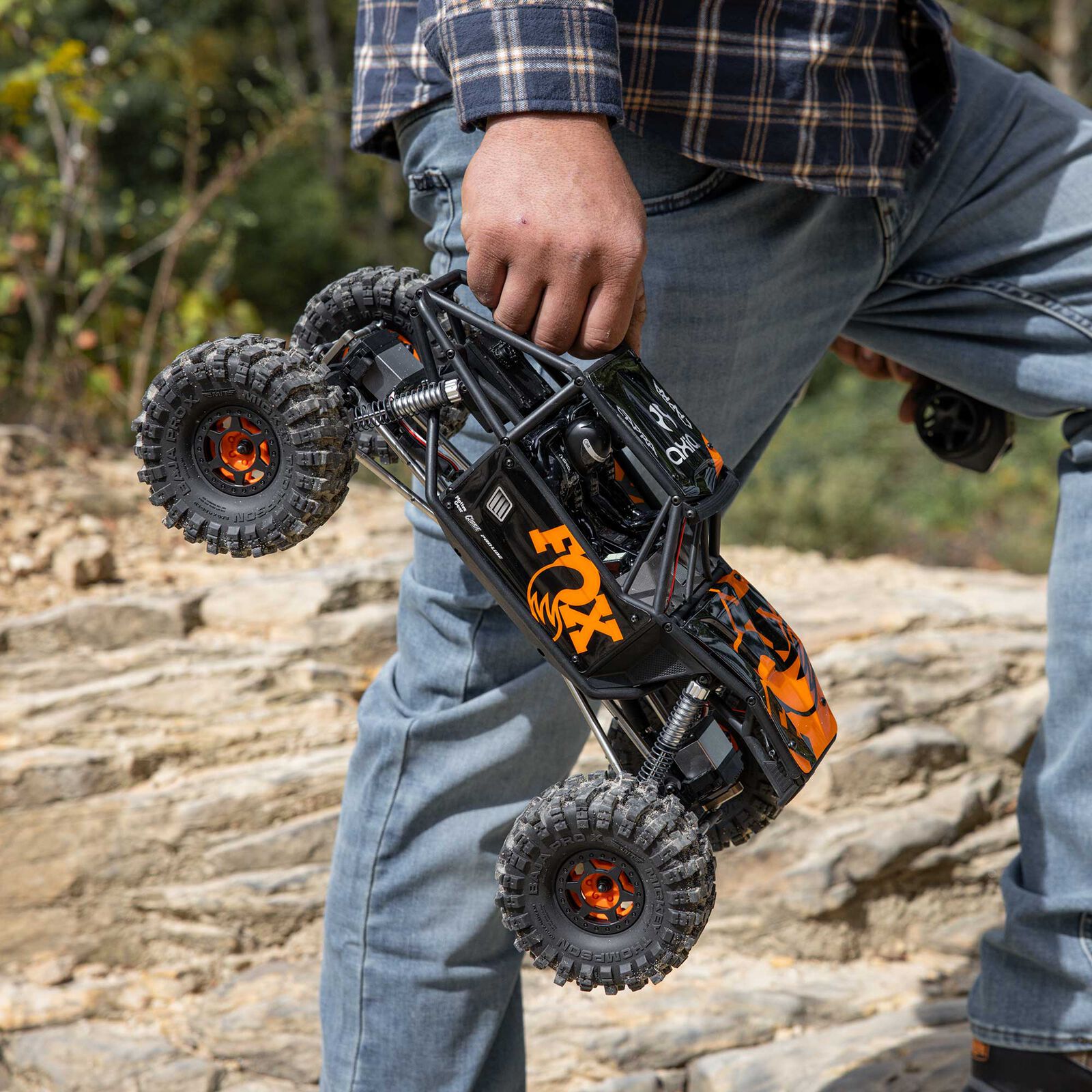 Axial UTB10 Capra 1.9 4WS 4X4 Unlimited Trail Buggy Brushed RTR 1/10 Orange