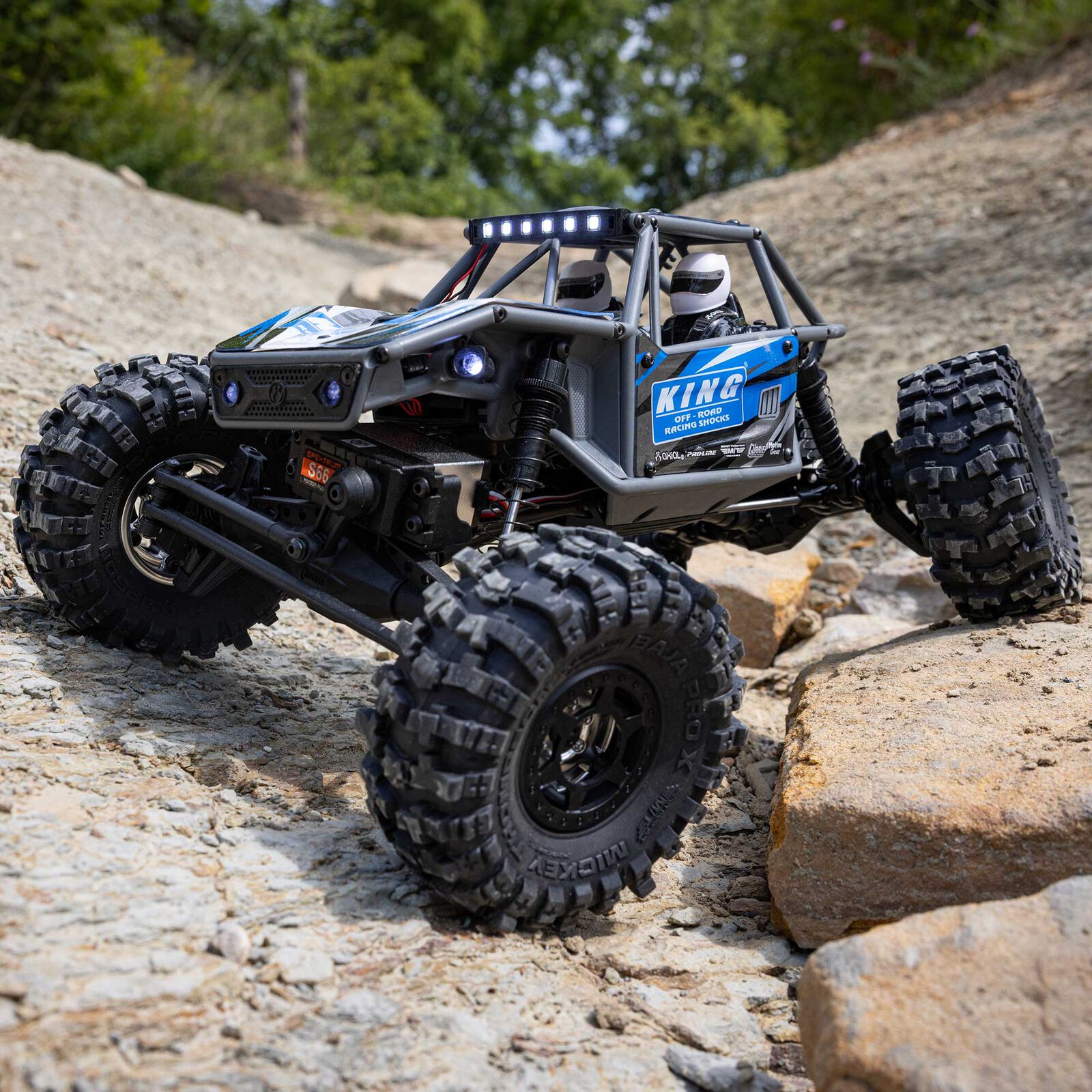 Axial UTB18 Capra 4WS 4X4 RTR Brushed Rock Crawler (Battery & Charger Included) Blue 1/18