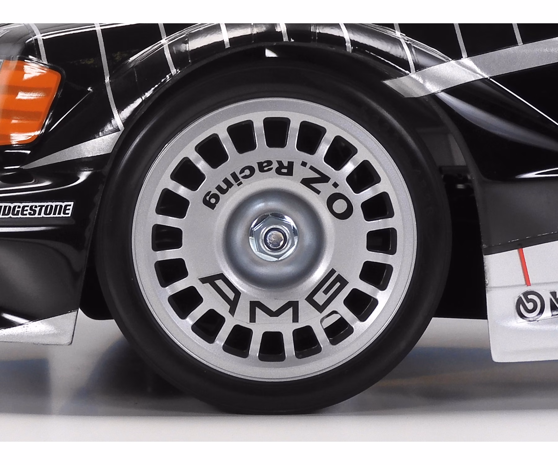 Tamiya Mercedes Benz 190E König-Pilsener TT-02 Chassis Kit 1/10