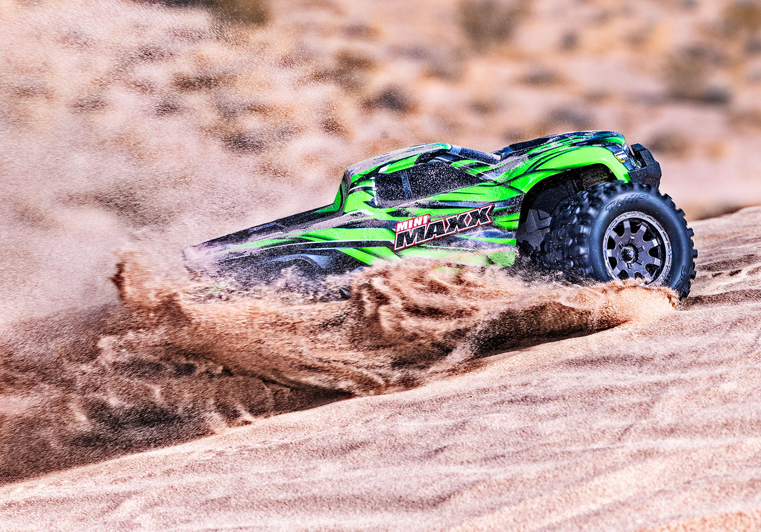 Traxxas Mini Maxx BL-2s TQ 4X4 RTR Brushless Monster Truck 1/16 Green