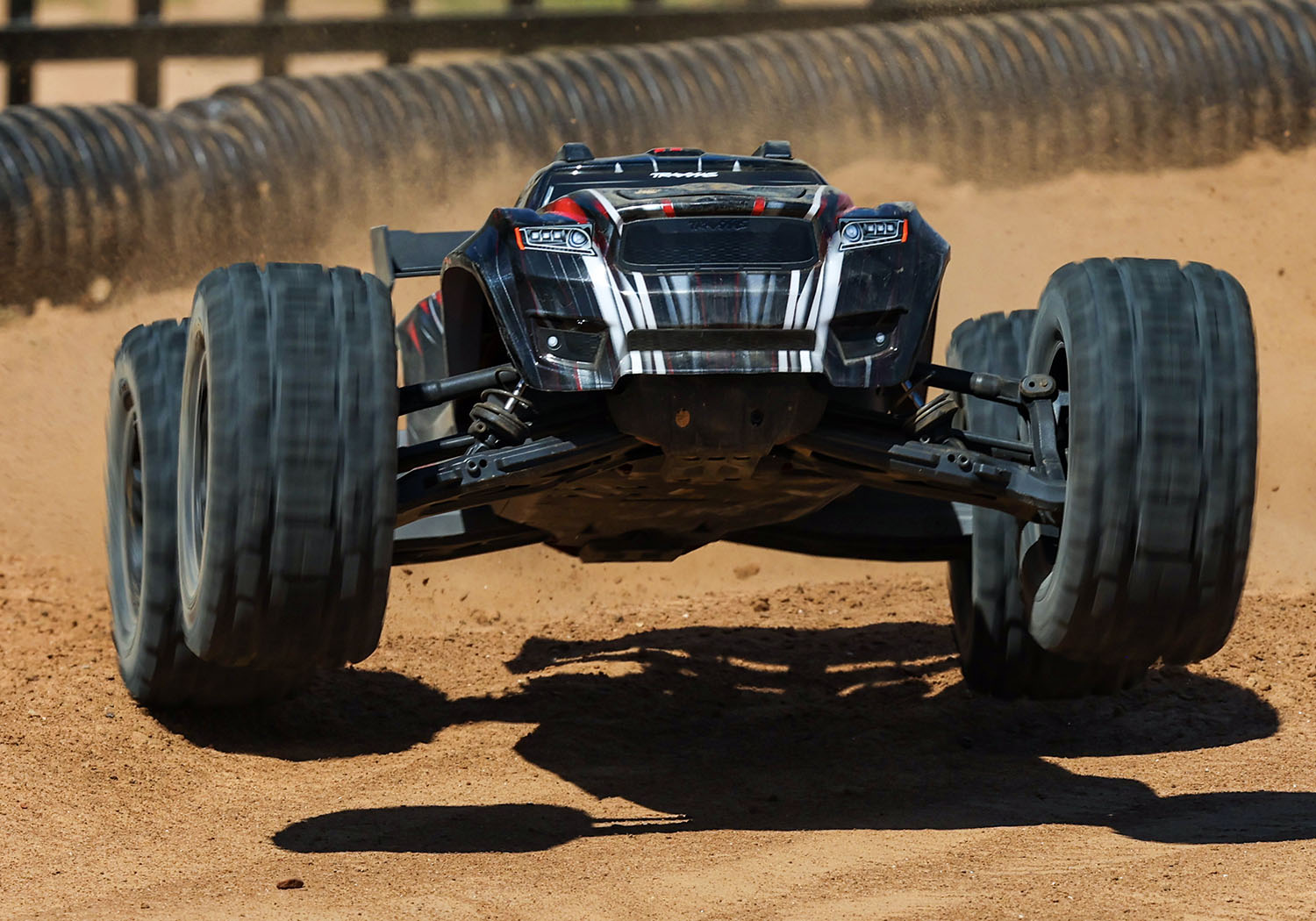 Traxxas Sledge V2 Belted Brushless 6S Off-Road Truggy 1/8 4WD TSM RTR Red Summer Sale