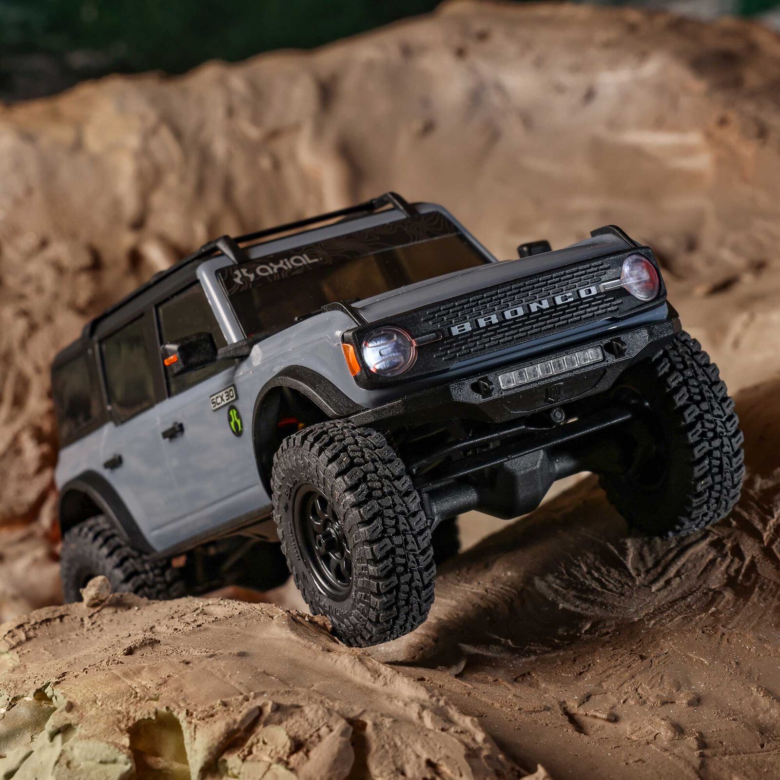 Axial SCX30 Ford Bronco 4X4 RTR Brushed Rock Crawler (Battery & Charger Included) Gray 1/30