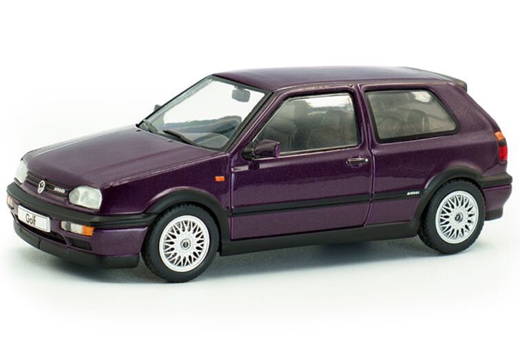Solido VW Golf MKIII VR6 '94 Paars (Dusty mauve pearl) 1/43