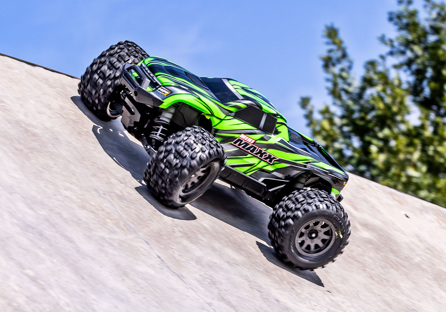Traxxas Mini Maxx BL-2s TQ 4X4 RTR Brushless Monster Truck 1/16 Green