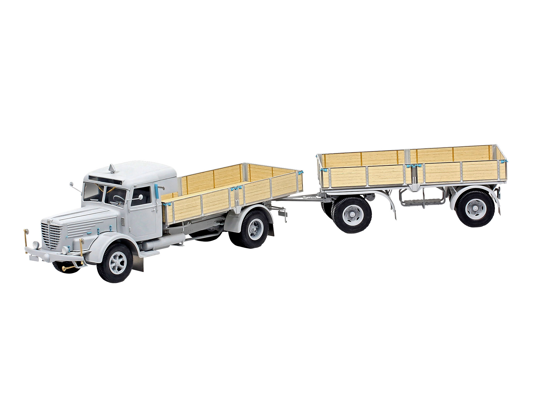 Revell Büssing 8000 S 13 met Trailer Platinum Edition 1/24