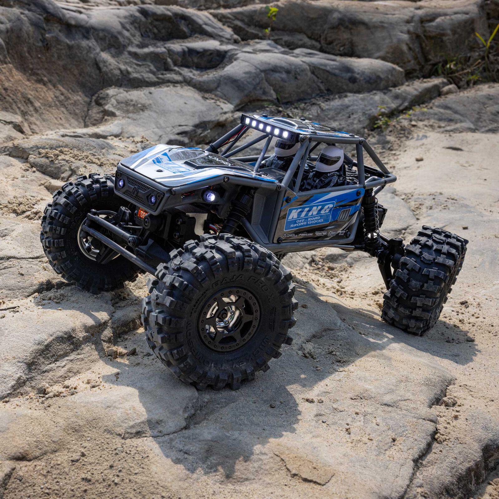 Axial UTB18 Capra 4WS 4X4 RTR Brushed Rock Crawler (Battery & Charger Included) Blue 1/18