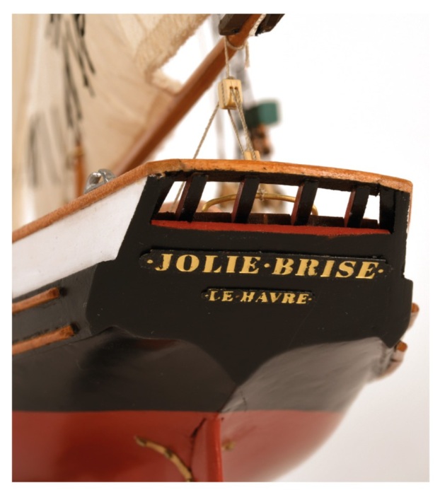 Artesania Latina Jolie Brise Kotter Houten Modelschip 1/50